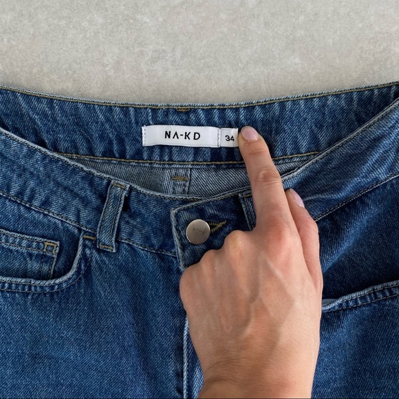 NA-KD DENIM W SNAKE GRAPHIC - Picture 11 of 12